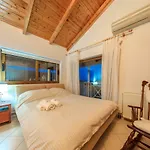 Eleni - Maisonette With Ocean Panorama Terrace *