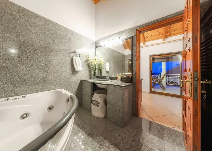 Eleni - Maisonette With Ocean Panorama Terrace *